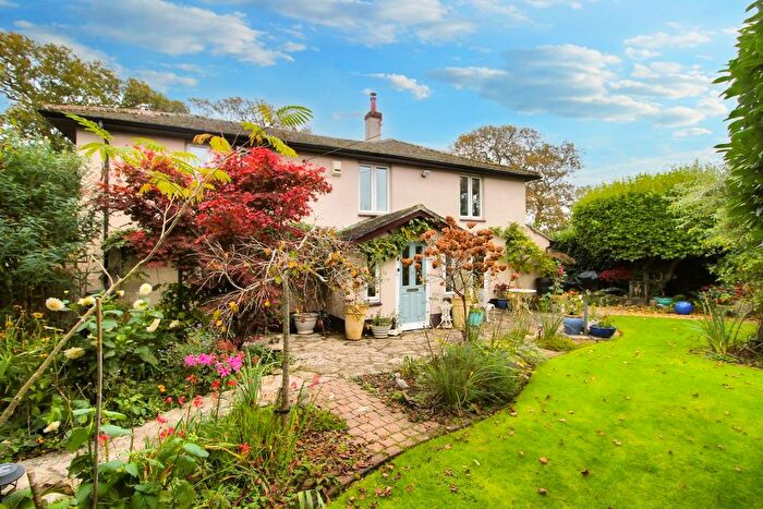 3 Bedroom Detached House For Sale In Bashley Cross Road, New Milton, BH25