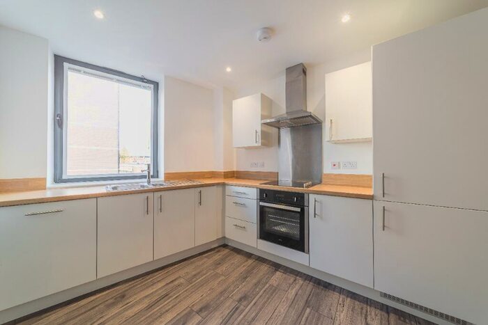 1 Bedroom Apartment To Rent In Queen Street, City Centre, Sheffield, S1