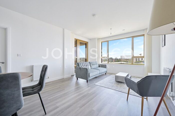 1 Bedroom Flat To Rent In Vista Heights, Bermondsey Heights, Bermondsey, SE15