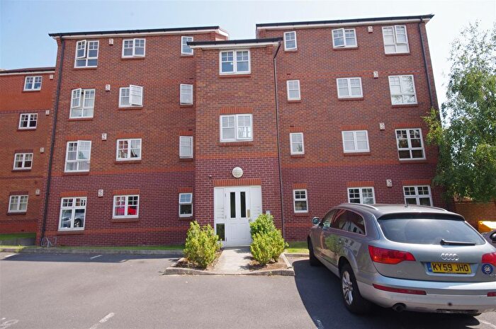 2 Bedroom Flat To Rent In Sheridan Way, Nottingham, NG5