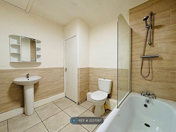 1 Bedroom Flat To Rent In Batley Street, Liverpool, L13