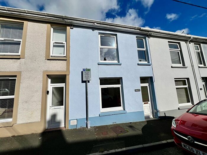 3 Bedroom Terraced House To Rent In St Davids Street, Carmarthen, Carmarthenshire, SA31