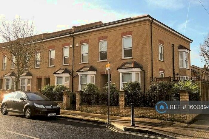 5 Bedroom Semi-Detached House To Rent In Ansdell Road, London, SE15