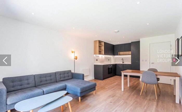 1 Bedroom Apartment For Sale In Fermont House, Beaufort Square, London, NW9