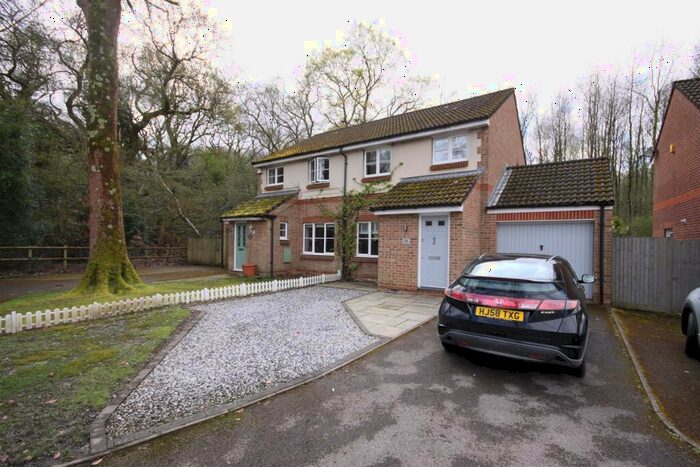 3 Bedroom Semi-Detached House To Rent In Berber Close, Whiteley, Fareham, PO15