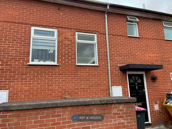 2 Bedroom Semi-Detached House To Rent In Robinia Close, Eccles, Manchester, M30