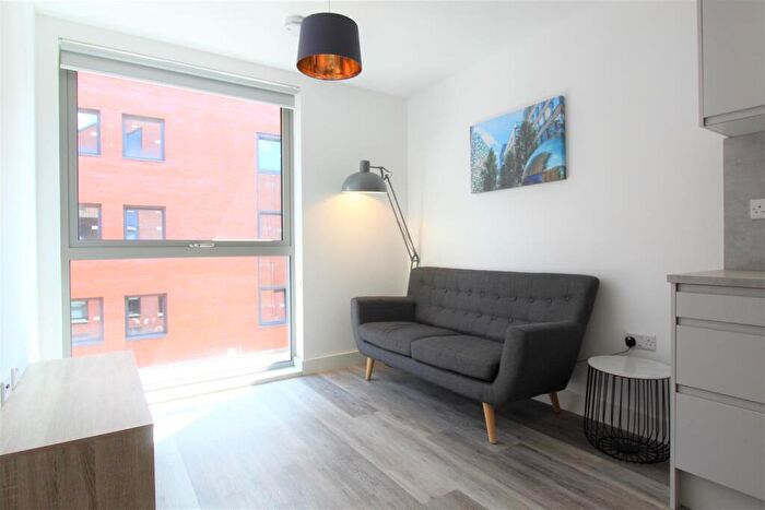 1 Bedroom Apartment To Rent In Palatine Gardens, Henry Street, Sheffield, S3