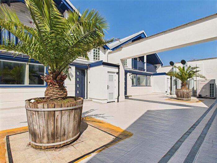 4 Bedroom Apartment To Rent In S&Soul, Shoreditch, E2