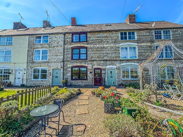 2 Bedroom Cottage For Sale In Walk Mill Lane, Kingswood, Wotton-under-Edge, GL12