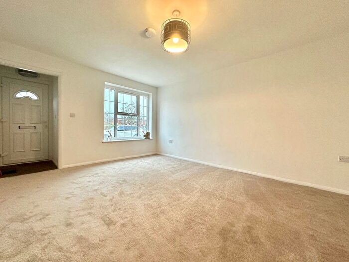 2 Bedroom Terraced House For Sale In Chatsworth Drive, Syston, Leicester, LE7