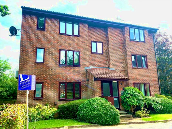 Studio To Rent In Swann Way, Broadbridge Heath, RH12