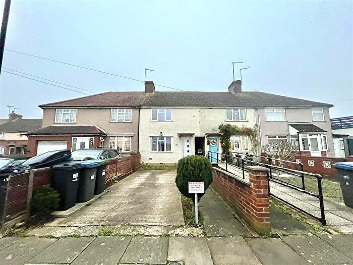 3 Bedroom Terraced House To Rent In Ashdown Road, Enfield, EN3