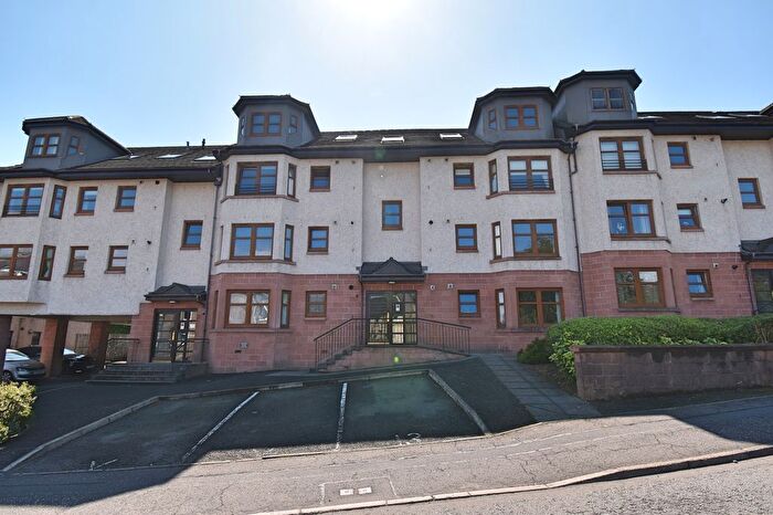 2 Bedroom Flat For Sale In Manor Crescent, Gourock, PA19