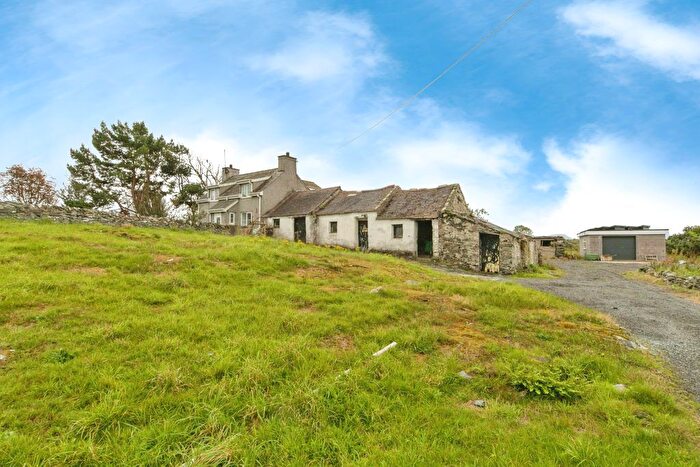 3 Bedroom Detached House For Sale In Bryniau Duon, Llanfechell, Amlwch, LL68