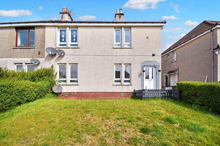 2 Bedroom Flat To Rent In Courthill Crescent, Kilsyth, G65