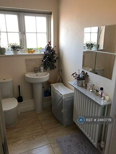 2 Bedroom Flat To Rent In Long Down Avenue, Bristol, BS16