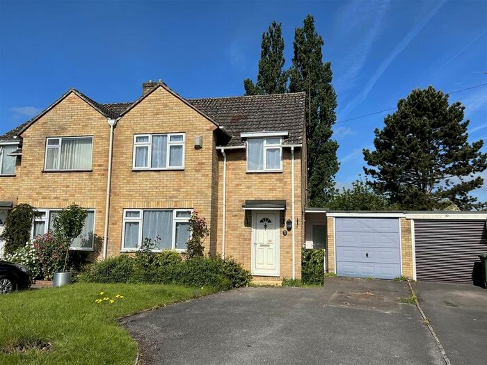 3 Bedroom Semi-Detached House To Rent In St. Marys Gardens, Hilperton Marsh, Trowbridge, BA14