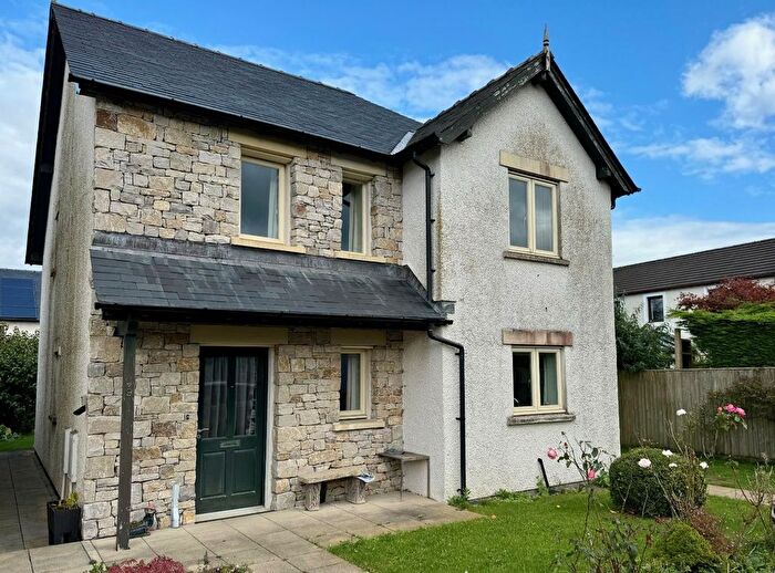 4 Bedroom Property For Sale In Rowan Gardens, Natland, Kendal, LA9