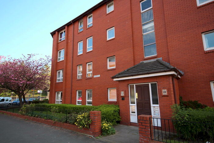 2 Bedroom Flat To Rent In Holmlea Road, Glasgow - Available Th March, G44