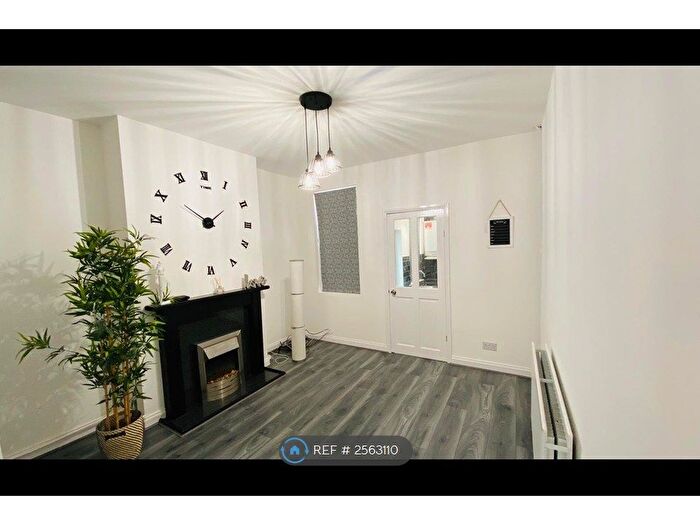 3 Bedroom Terraced House To Rent In Bolingbroke Road, Coventry, CV3