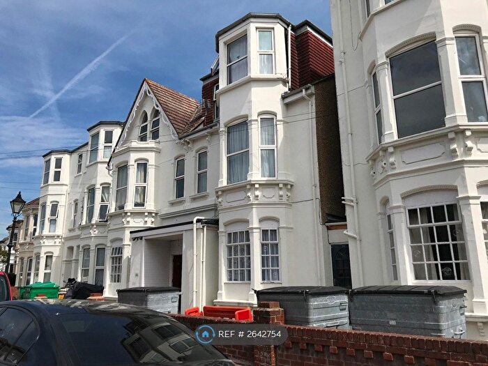 1 Bedroom Flat To Rent In Worthing Road, Portsmouth, PO5