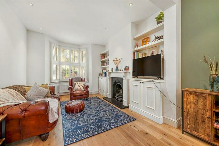 3 Bedroom Detached House To Rent In Inkerman Road, NW5