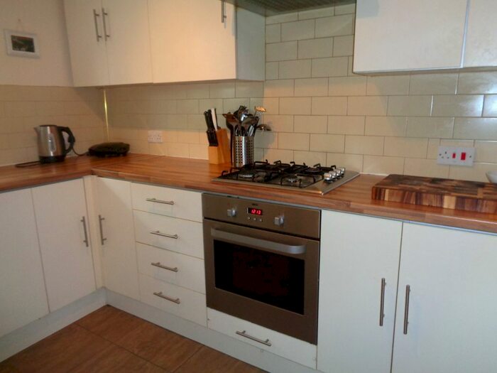 4 Bedroom Flat To Rent In Tinsley Road, Whitechapel/Stepney Green, E1