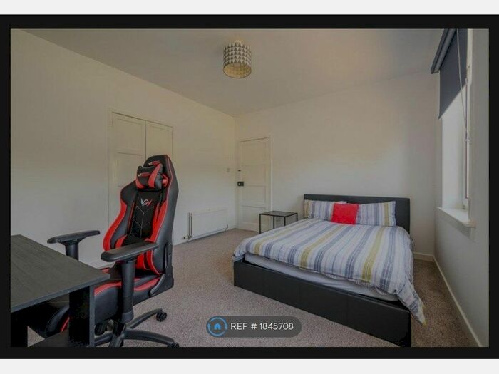 3 Bedroom Terraced House To Rent In Broomhouse Road, Edinburgh, EH11