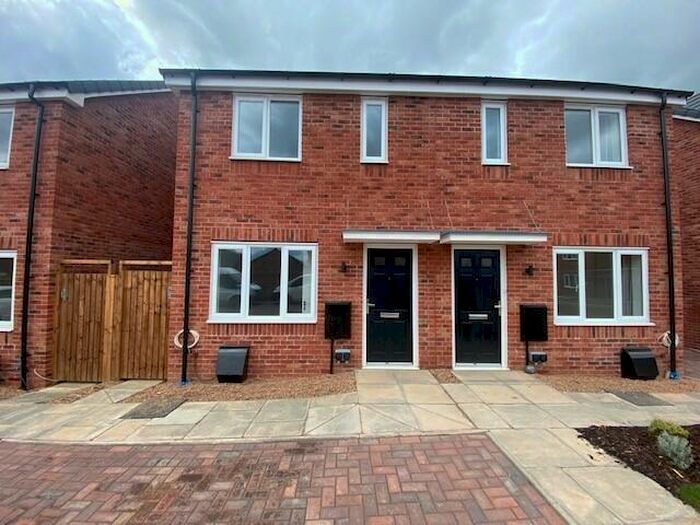 2 Bedroom Semi-Detached House To Rent In Zinnia Close, Coton Meadows, Rugby, CV23