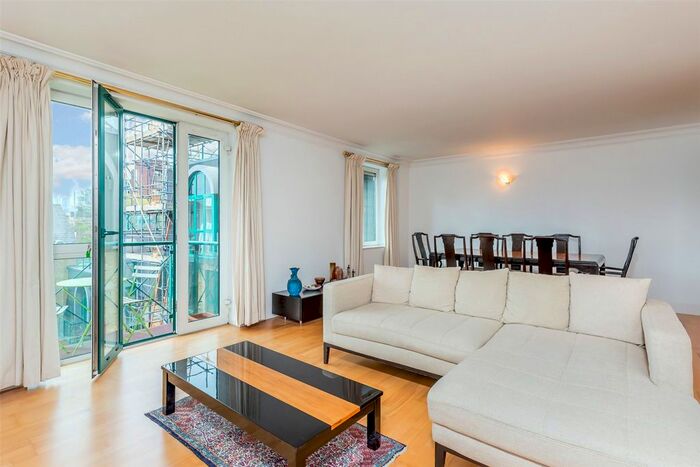 2 Bedroom Flat To Rent In Walpole House, Westminster Bridge Road, Waterloo, SE1