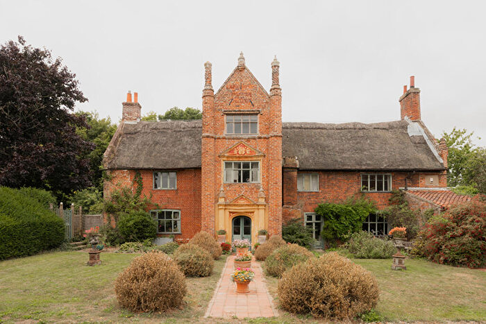 5 Bedroom Detached House For Sale In South Burlingham Old Hall, South Burlingham, Norfolk, NR13
