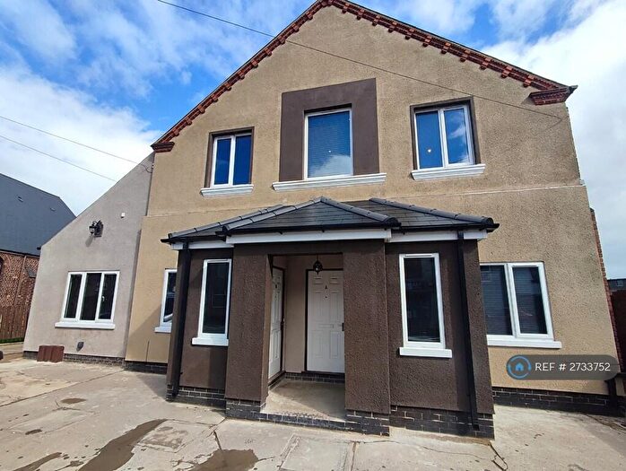 2 Bedroom Flat To Rent In Main Street, Newton, Alfreton, DE55