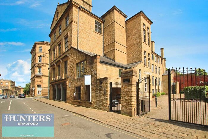 2 Bedroom Flat To Rent In Silens Works Peckover Street, Bradford, BD1