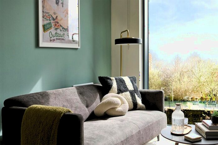 Apartment To Rent In Uncle Leeds, Whitehall, Leeds, LS12