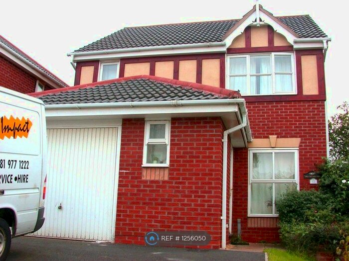 3 Bedroom Detached House To Rent In Vineyard Road, Birmingham B31