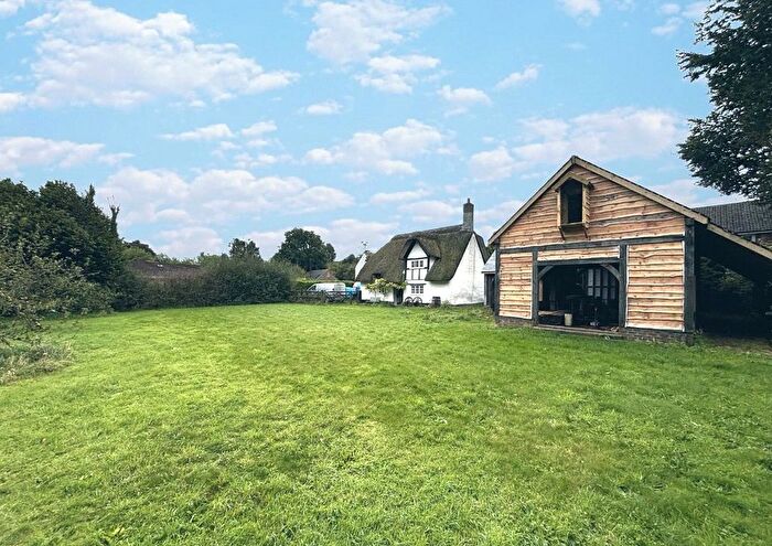 2 Bedroom Detached House For Sale In Piddletrenthide, Dorchester, Dorset, DT2