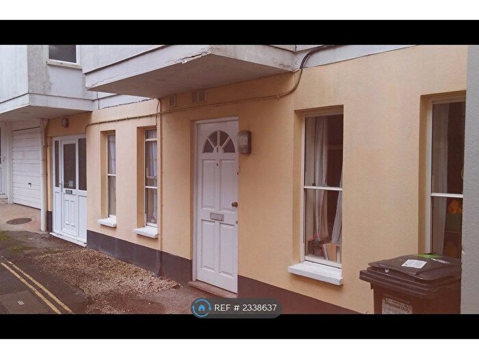 1 Bedroom Flat To Rent In Shaftesbury House, Dawlish, EX7