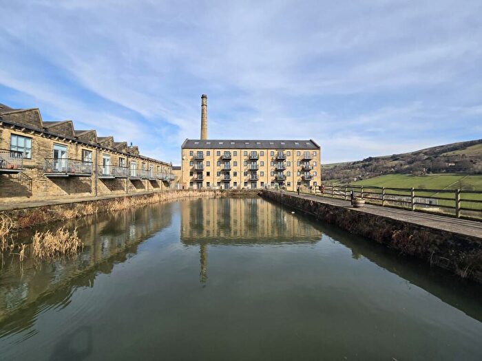 2 Bedroom Apartment For Sale In Oats Royd Mill, Dean House Lane, Halifax, HX2
