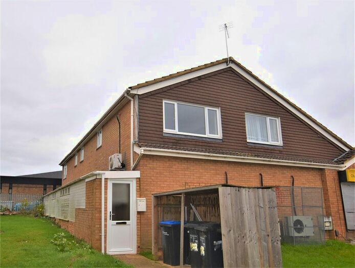 Property To Rent In Reynard Way, Kingsthorpe, Northampton, NN2