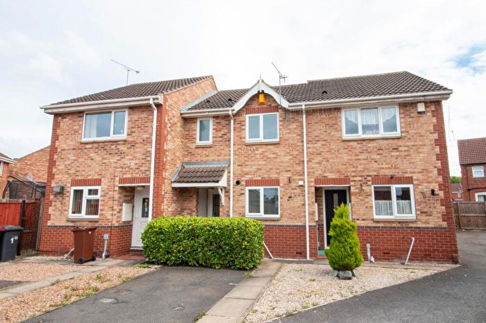 2 Bedroom Terraced House To Rent In Fletcher Close, Flixborough, DN15