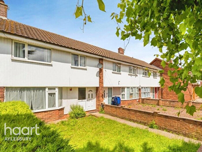 3 Bedroom Terraced House To Rent In Ruskin Way, Aylesbury, HP20