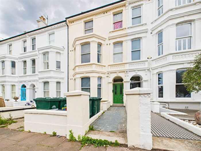 Studio To Rent In Westbourne Villas, Hove, East Sussex, BN3