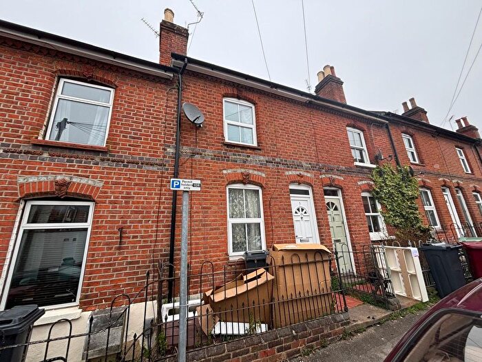 3 Bedroom Terraced House To Rent In Francis Street, Reading, RG1