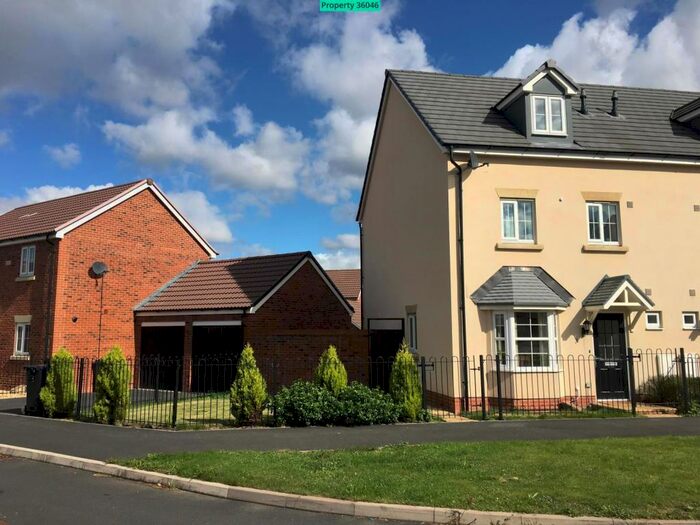 4 Bedroom Semi-Detached House To Rent In Amport Lane Kingsway, Quedgeley, Gloucester, GL2