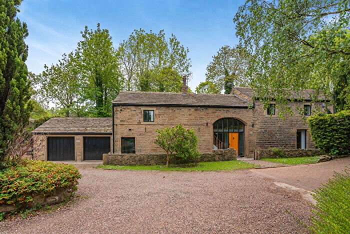5 Bedroom Detached House For Sale In Woodsome Road, Fenay Bridge, Huddersfield, HD8