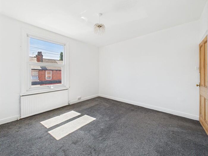 2 Bedroom End Of Terrace House For Sale In Vernon Avenue, Old Basford, Nottingham, NG6
