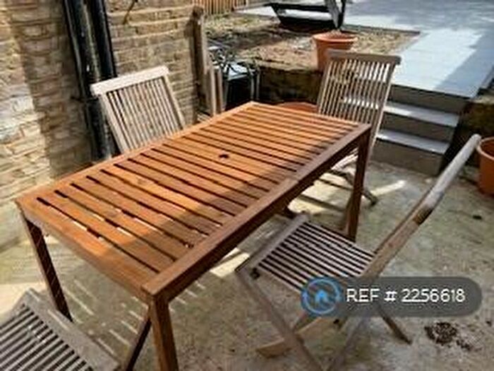 1 Bedroom Flat To Rent In Salcott Road, London, SW11