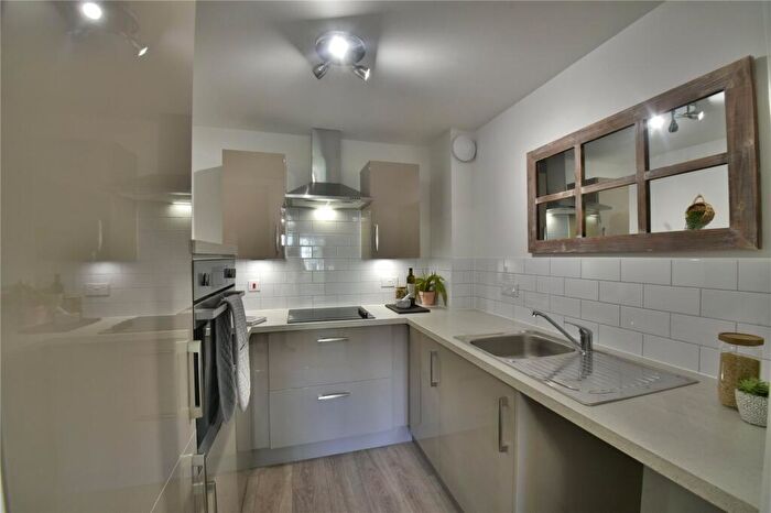 1 Bedroom Flat For Sale In High Meadow Road, Kings Norton, West Midlands, B38