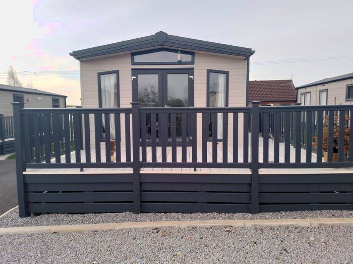 2 Bedroom Lodge For Sale In Yafforth Road, Northallerton, DL7