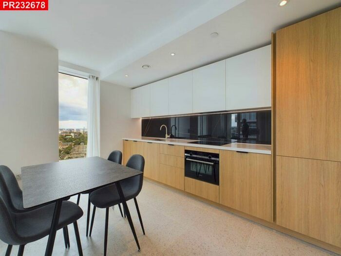 1 Bedroom Flat To Rent In Cendal Cresent, Whitechapel, &# Bedroom Modern, E1